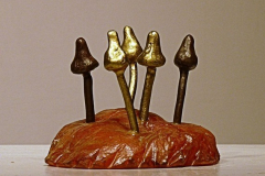 Magic-Mushrooms-2-Moulded-Plastic-Bronze